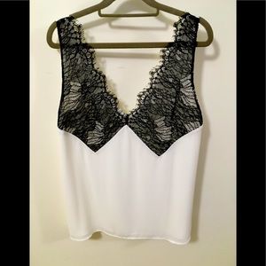Aritzia Babaton White & Black Lace Detail Top. Fully Lined. Brand New. Sz L